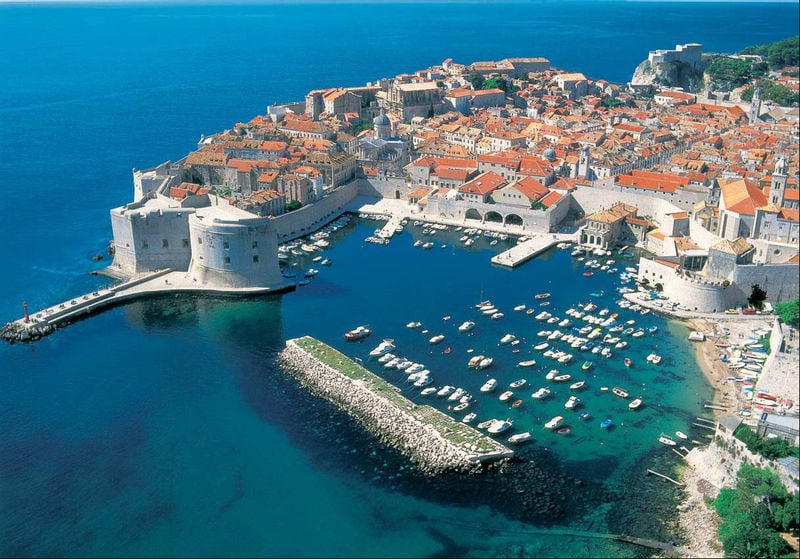 800px-Dubrovnik_Croatia