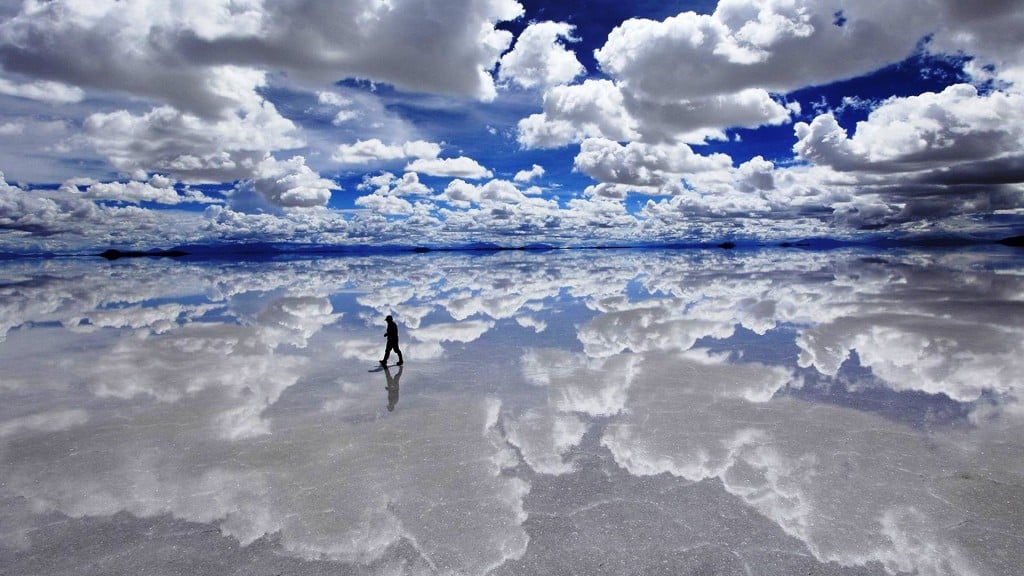 Salar de Uyuni - The World's Largest Mirror