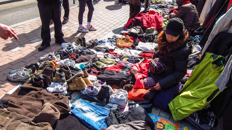 Seocho Saturday Flea Market in Seoul