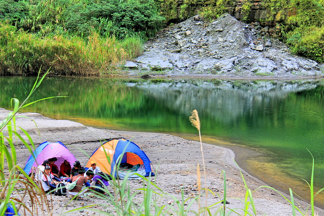 Mt. Pinatubo camping