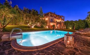 muslim friendly private villas greece