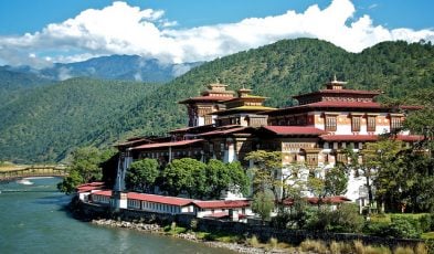 Pungthang Dechen Phodrang Dzong